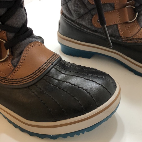 Sorel Tofino ll Quilted Felt Snow Boots - Picture 7 of 13